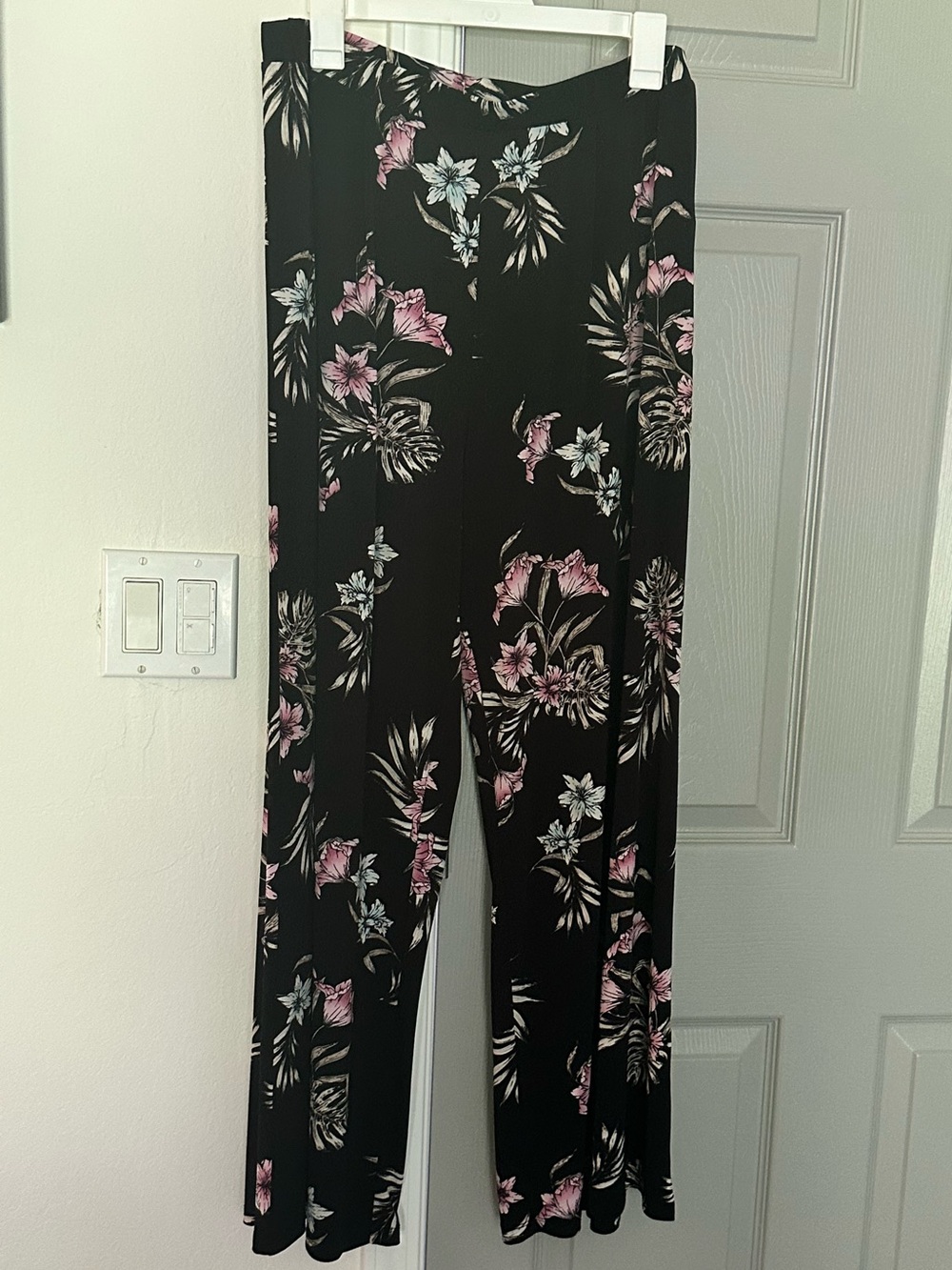 Philosophy Black Wide-Leg Floral Pants